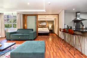 Comfort in the Heart of CT with Parking, Aircon